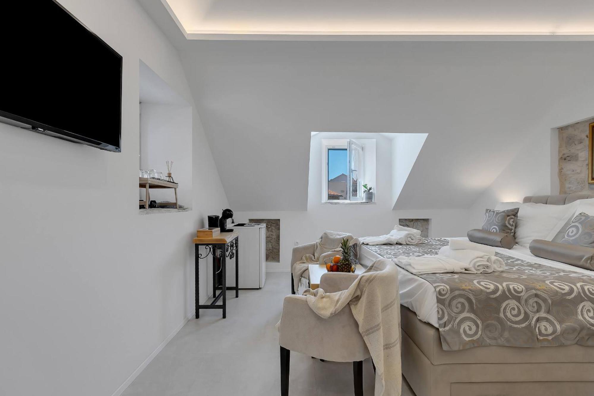 Luxury Rooms Palace B&B Makarska Dış mekan fotoğraf