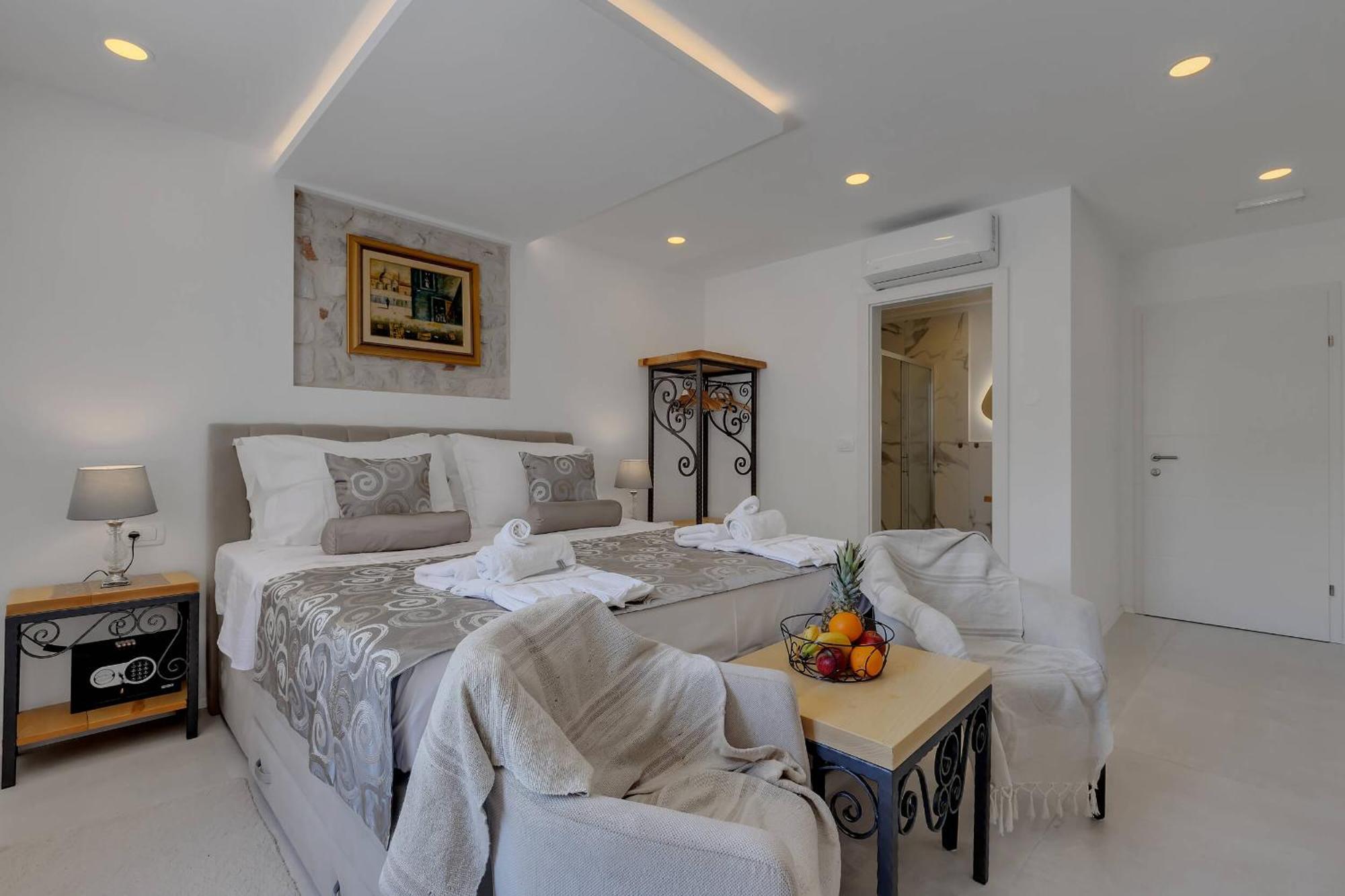 Luxury Rooms Palace B&B Makarska Dış mekan fotoğraf