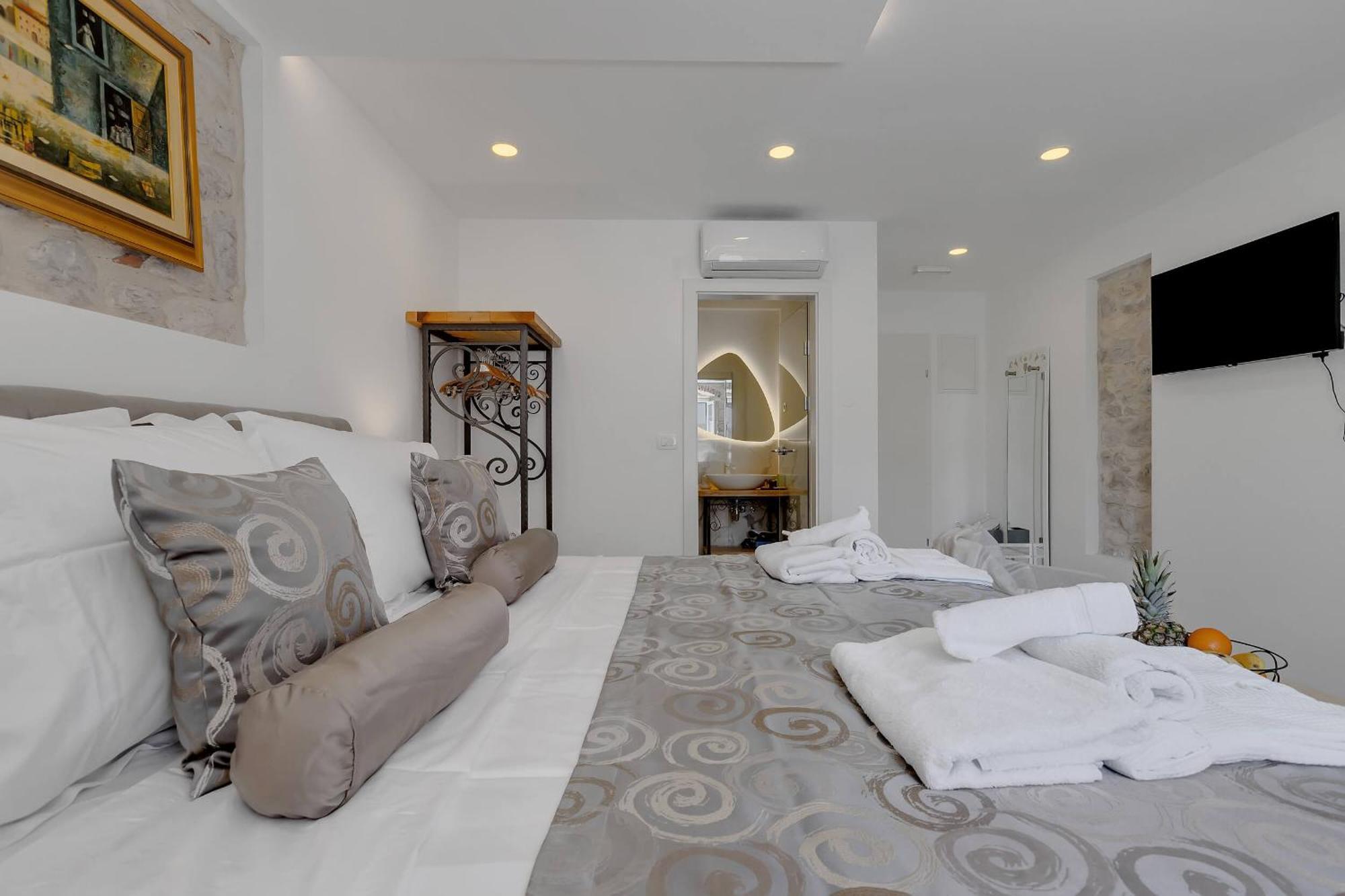 Luxury Rooms Palace B&B Makarska Dış mekan fotoğraf