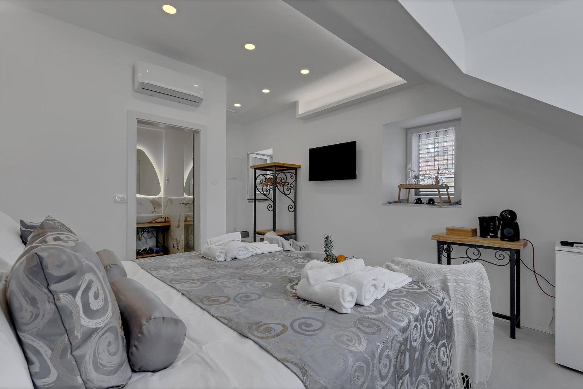 Luxury Rooms Palace B&B Makarska Dış mekan fotoğraf