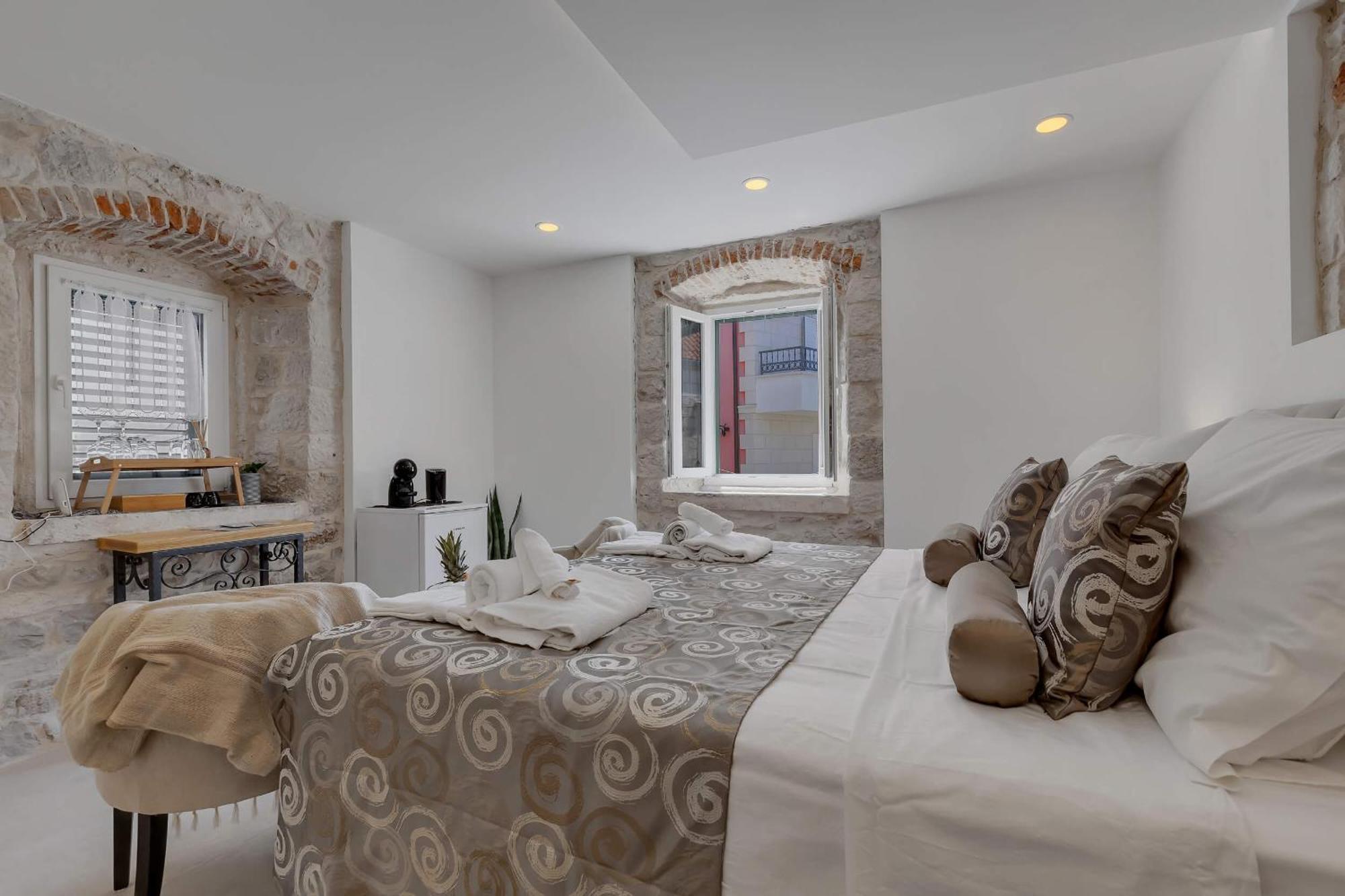Luxury Rooms Palace B&B Makarska Dış mekan fotoğraf